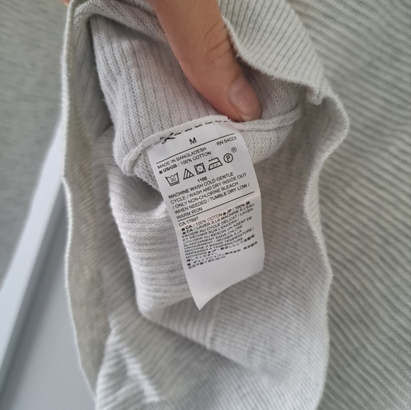 Banana Republic Cotton Crewneck Sweater - Picture 4 of 4